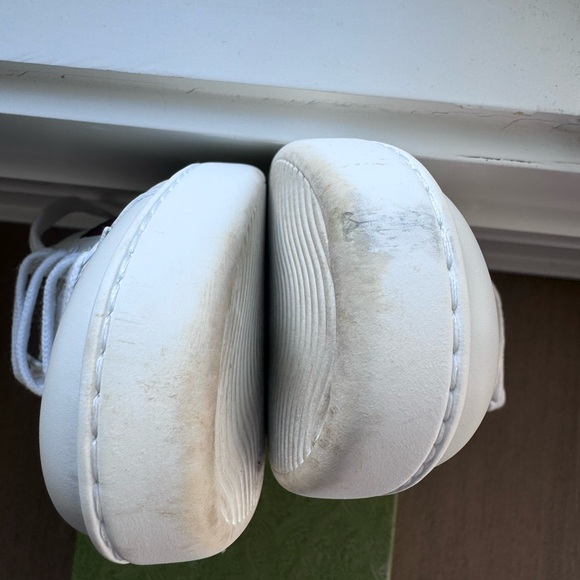 Women’s Gucci Ace Sneaker with Bee size 38 - Picture 8 of 11